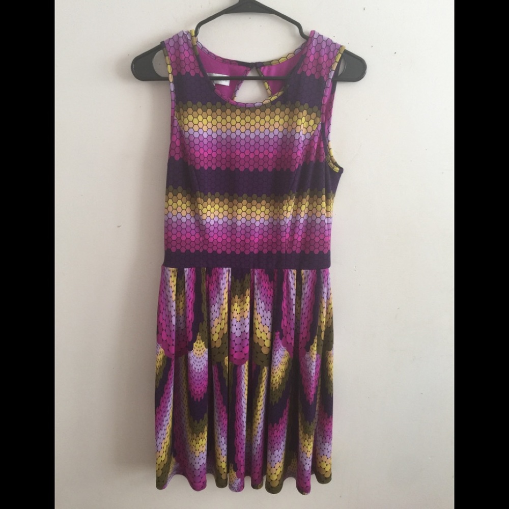 MAGGIE LONDON DRESS SZ 6 NWOT